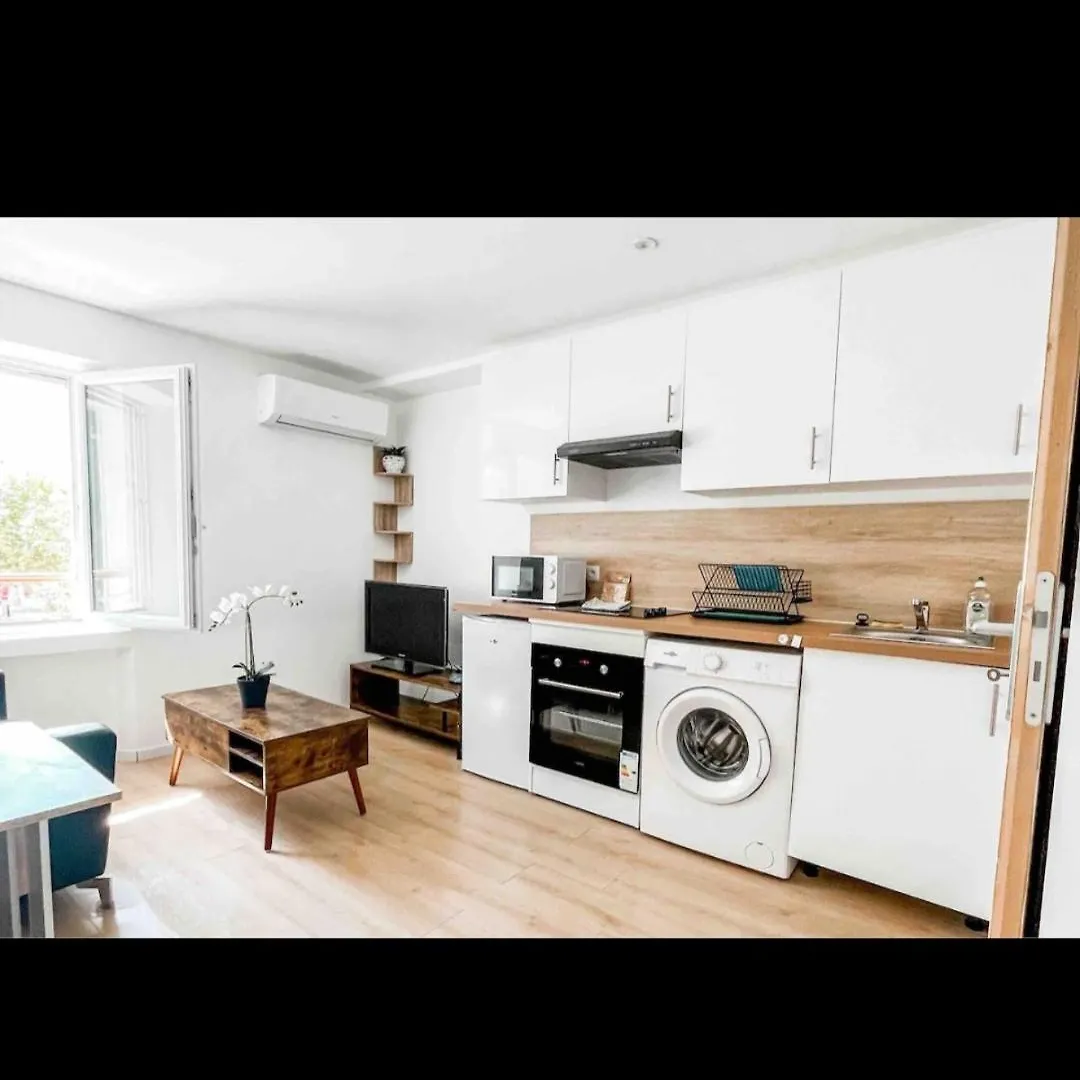 La Chrysalide Apartment La Crau