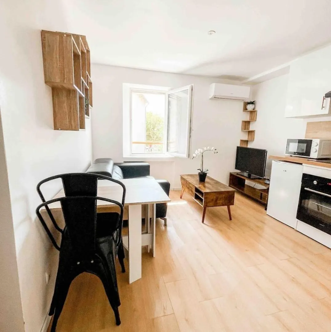 La Chrysalide Apartment La Crau France